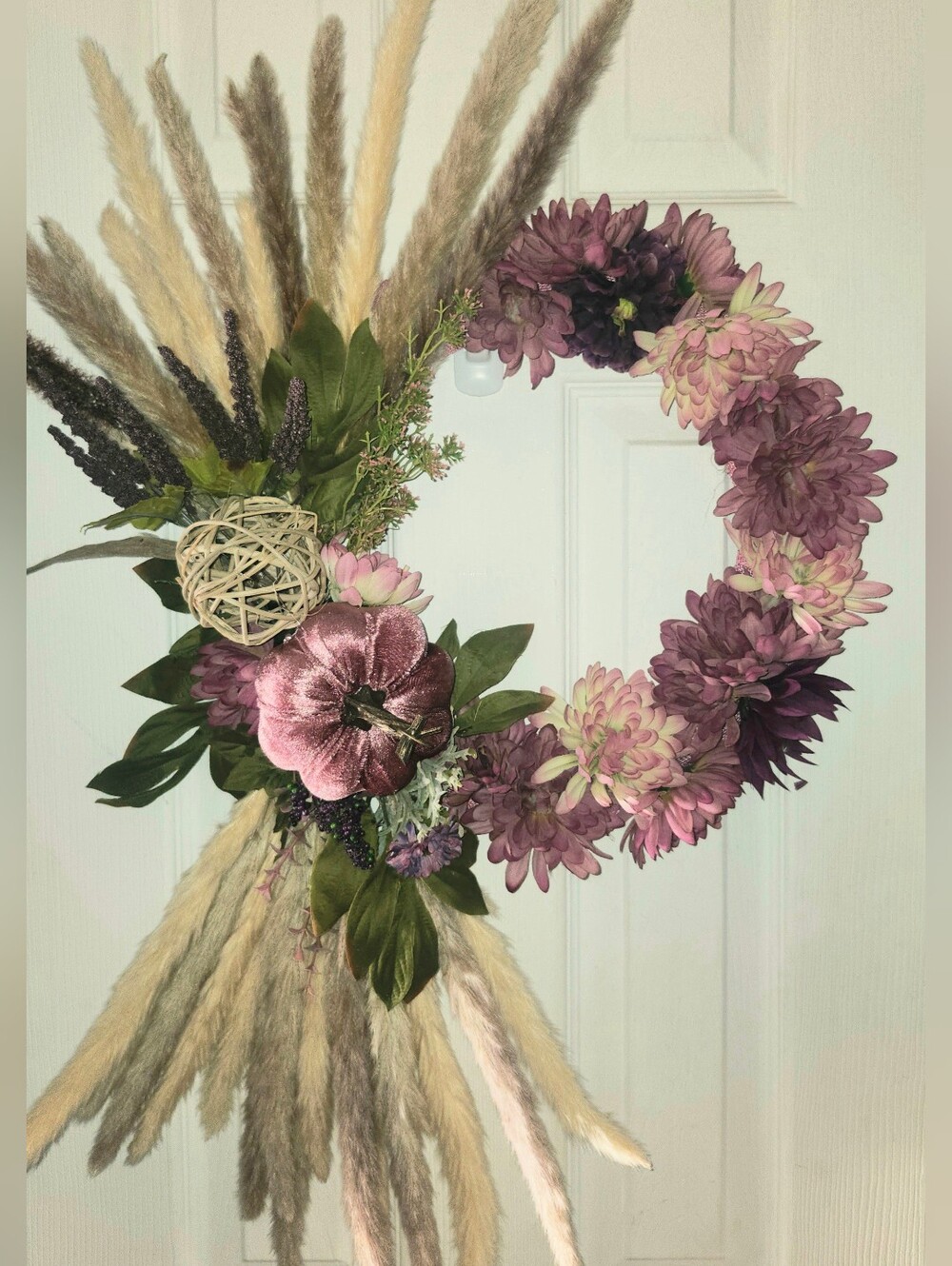 Fall Wreath, Mauve Pink & Creamy Natural. Faux Mums & Pumpkin, Approx 22"